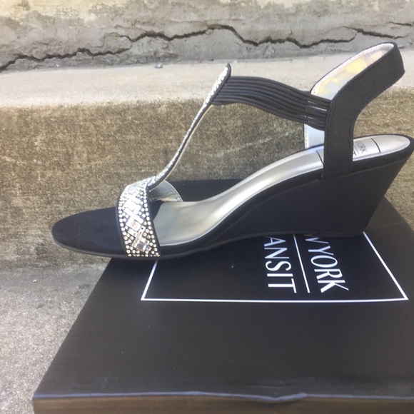 NWB New York Transit Jeweled Black Wedge Heel - Picture 4 of 8